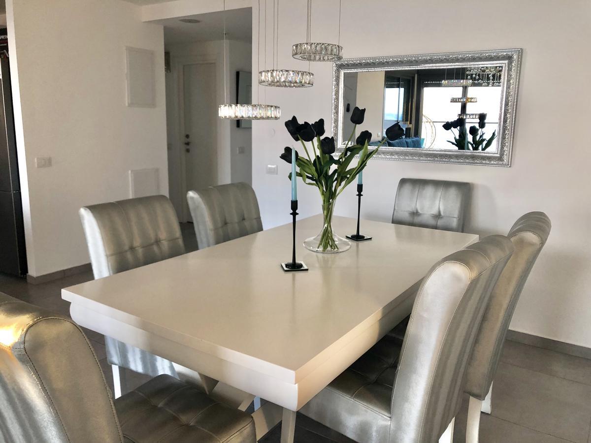 Panorama Apartment " City Garden " Bat Jám Kültér fotó